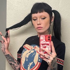 Meet your Posher, Cat